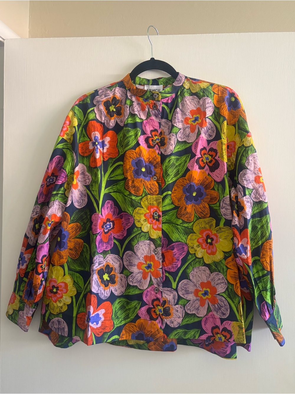 Frnch Paris Floral Button-Up Blouse in Multicolor
